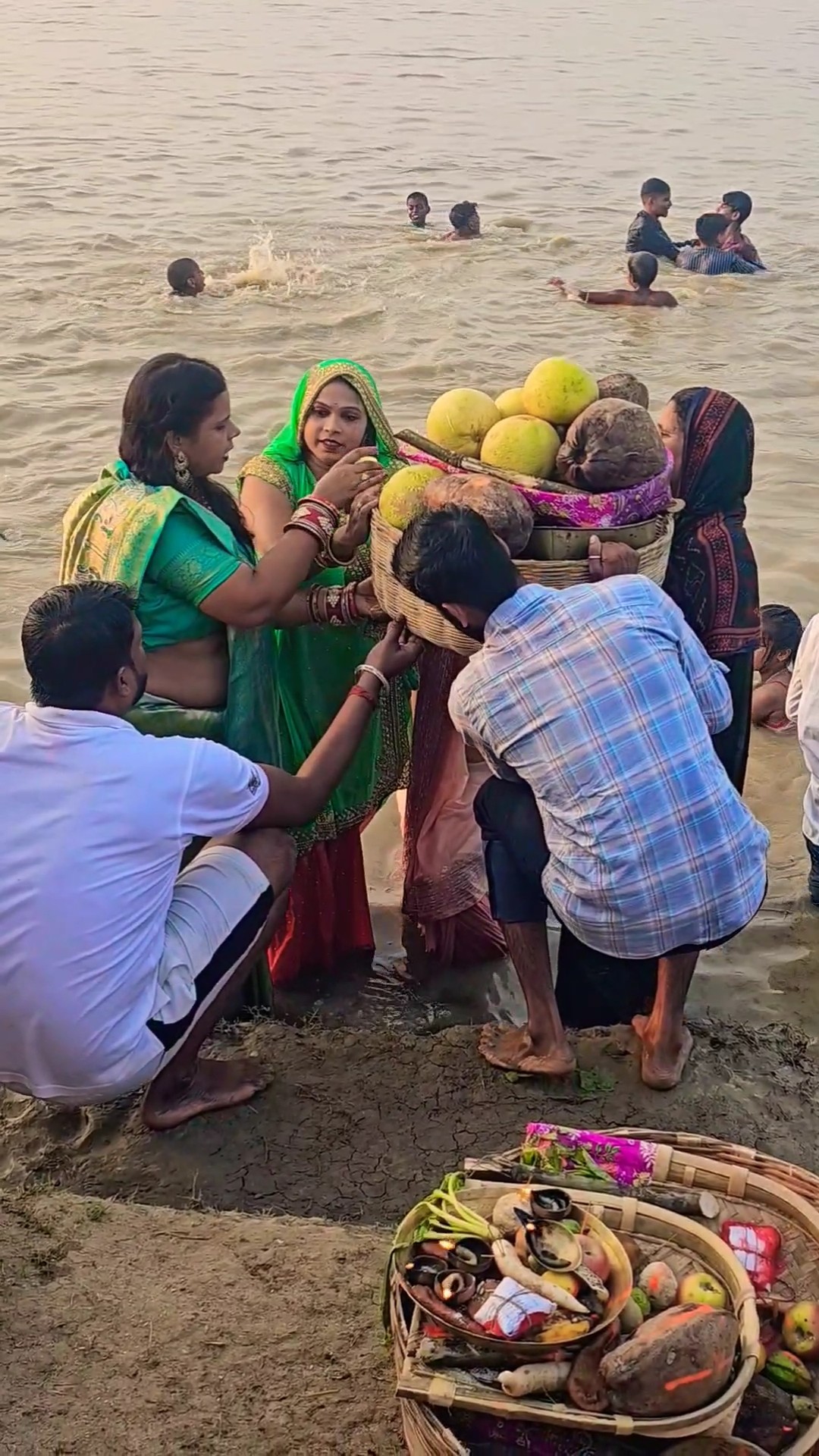 Ugg Ho Suruj Dev #hindufestival #song #vairalvideo